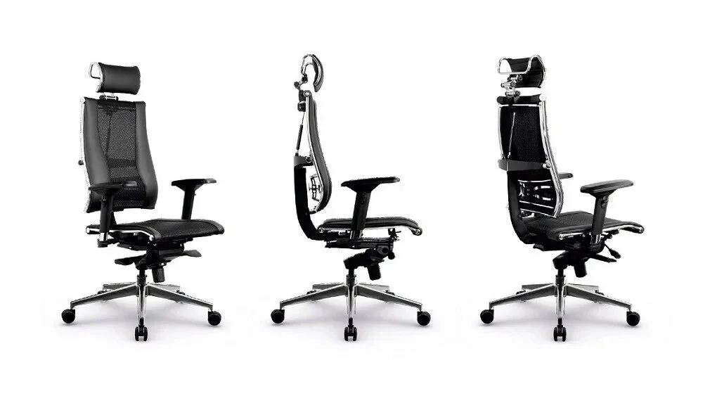 The Velocity Weave from a dynamic angle, highlighting its form.